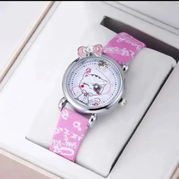 Hello Kitty Quartz Watch for kids or teens.  NWT..girls edition.. - Picture 5 of 6